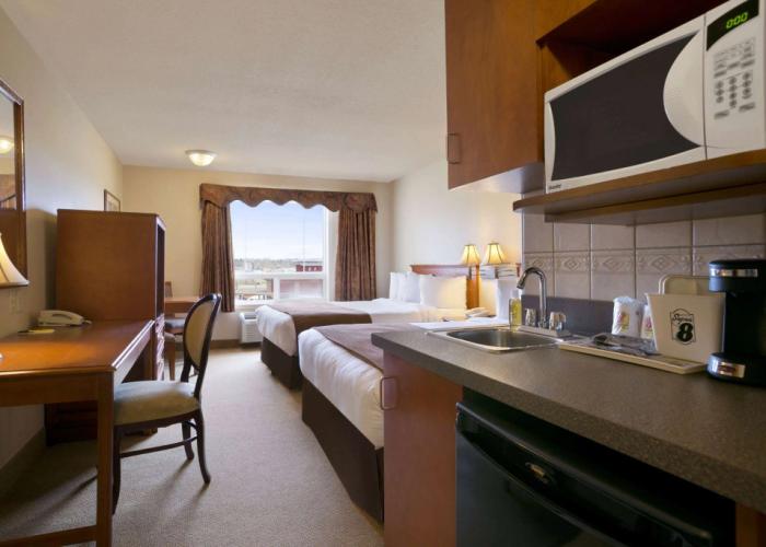 Super 8 by Wyndham Fort Nelson BC