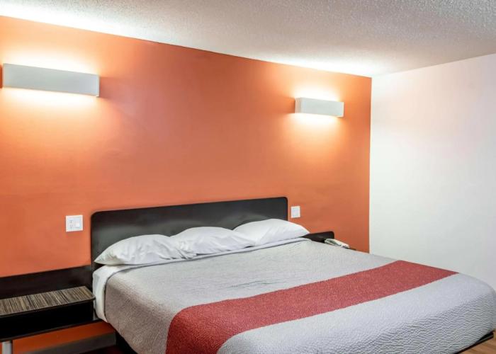 Motel 6 Fort Nelson, BC