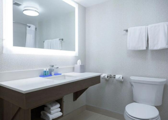 Holiday Inn Express & Suites Charlottetown by IHG