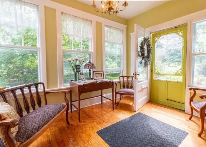 The Dawson House Bed & Breakfast
