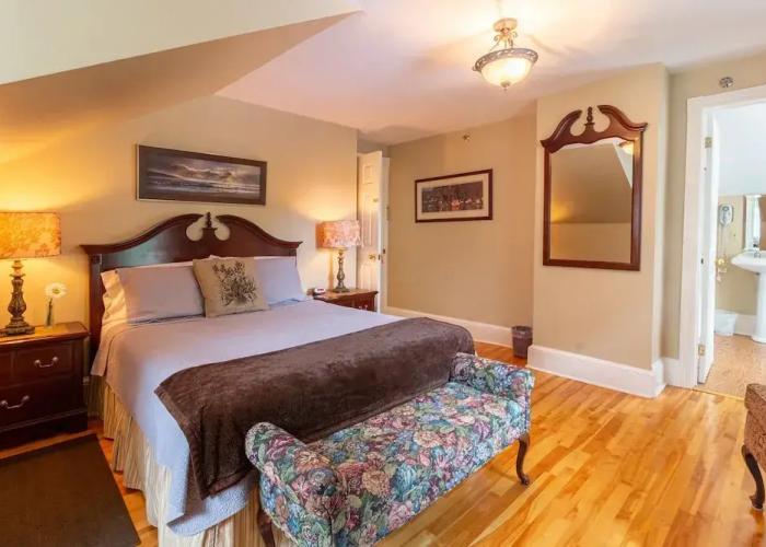The Dawson House Bed & Breakfast