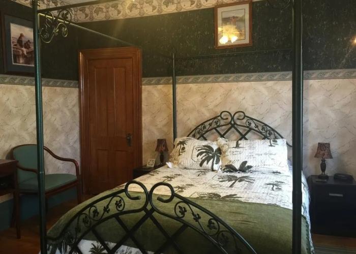 Prince Street Suites
