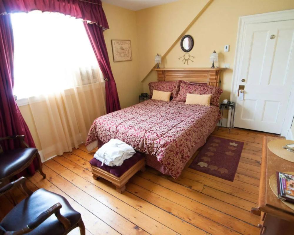 фото Shipwright Inn