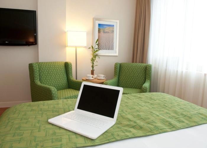 The Holman Grand Hotel