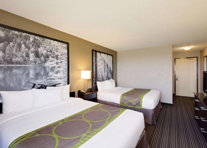 Super 8 by Wyndham Kapuskasing