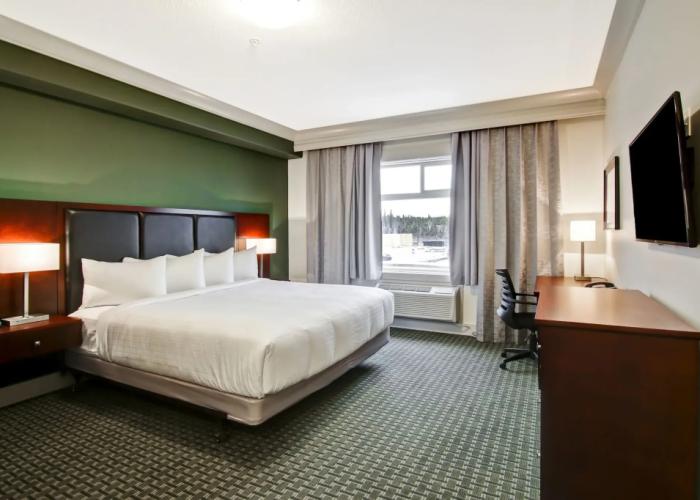 Chateau Nova Yellowknife