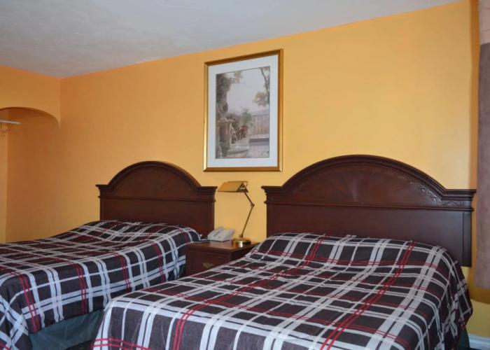 East Court Motel