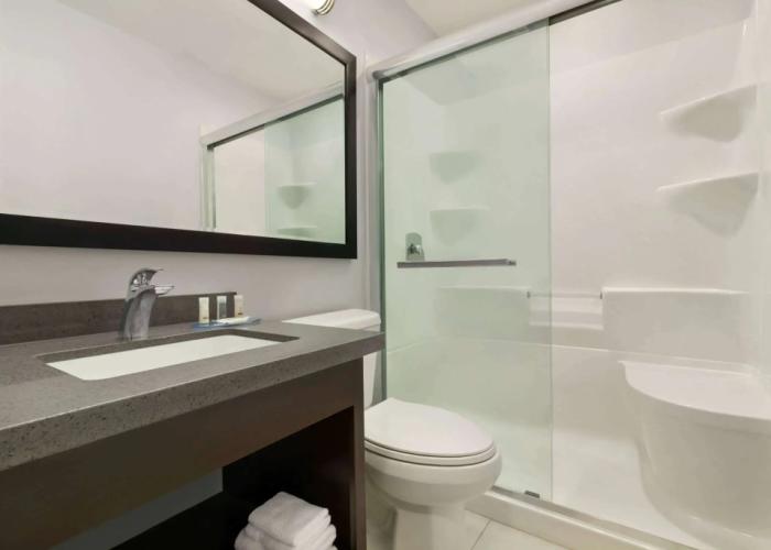 Days Inn by Wyndham Sarnia Harbourfront