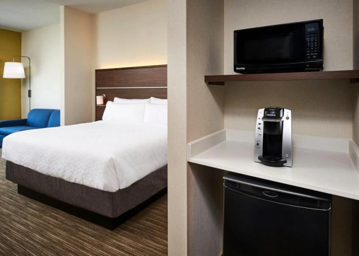 Holiday Inn Express Sarnia - Point Edward by IHG
