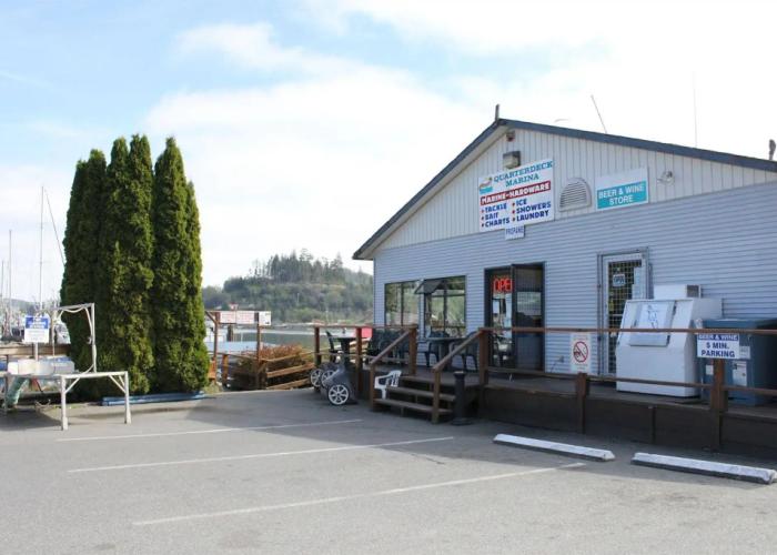 Quarterdeck Inn Port Hardy
