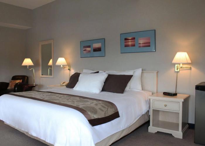 Quarterdeck Inn Port Hardy
