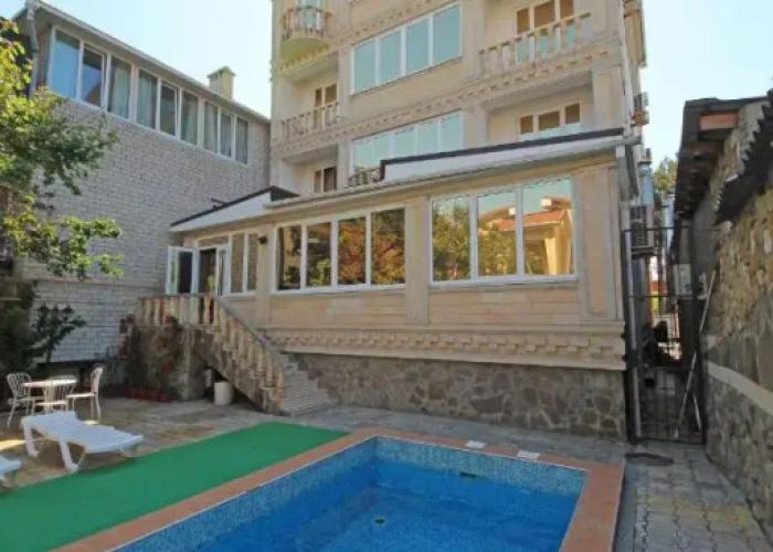 Atrium Guest House