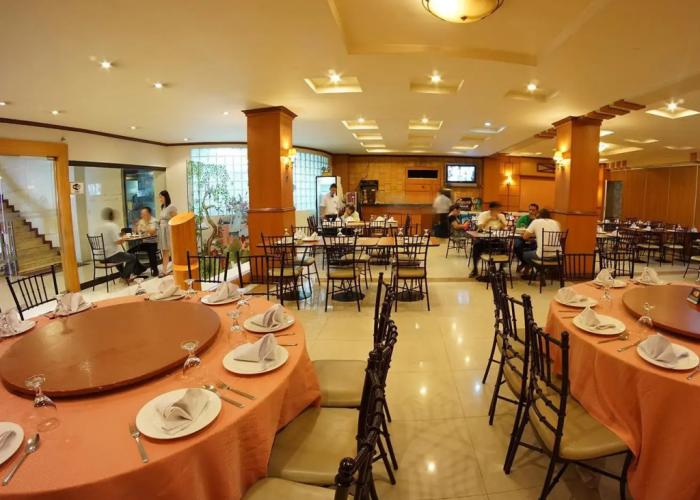 Grand Astoria Hotel