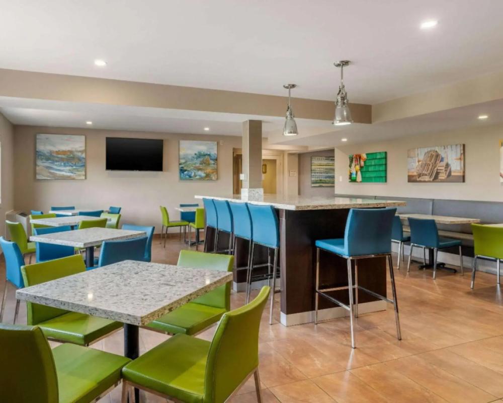 фото Quality Inn & Suites Bathurst