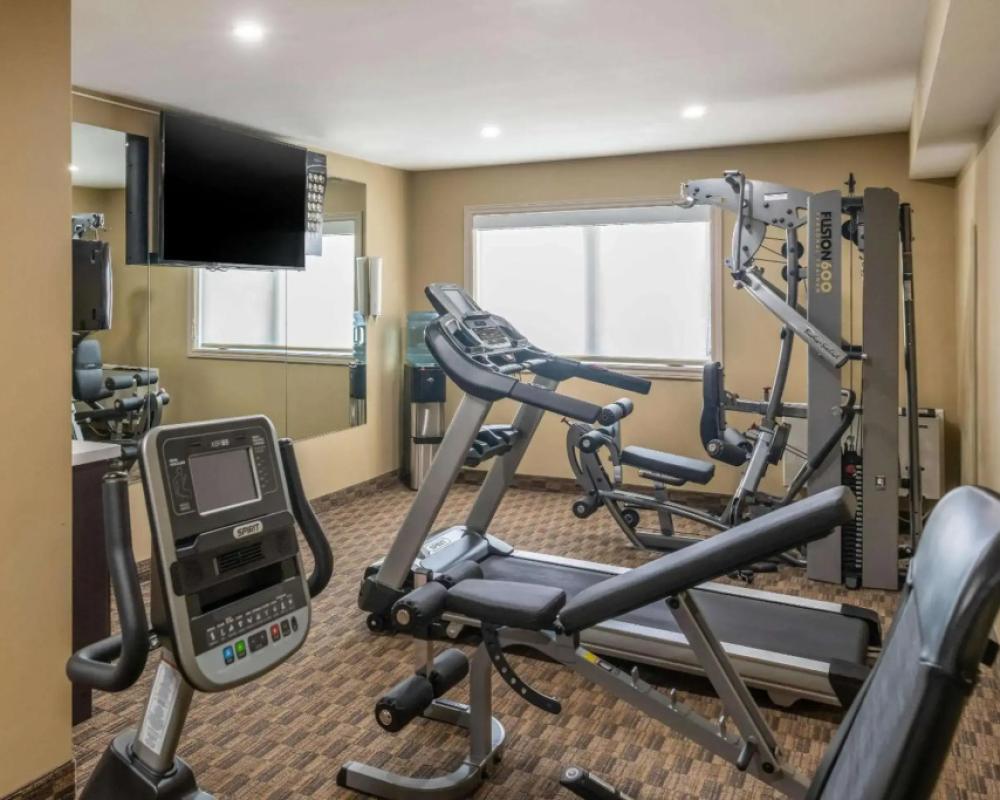 фото Quality Inn & Suites Bathurst