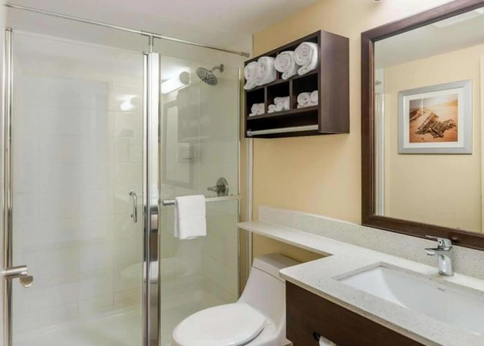 Quality Inn & Suites Bathurst