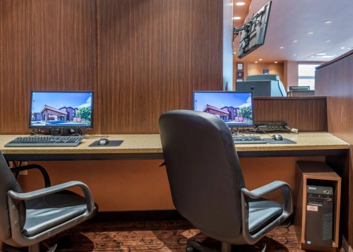 Best Western Plus Bathurst Hotel & Suites