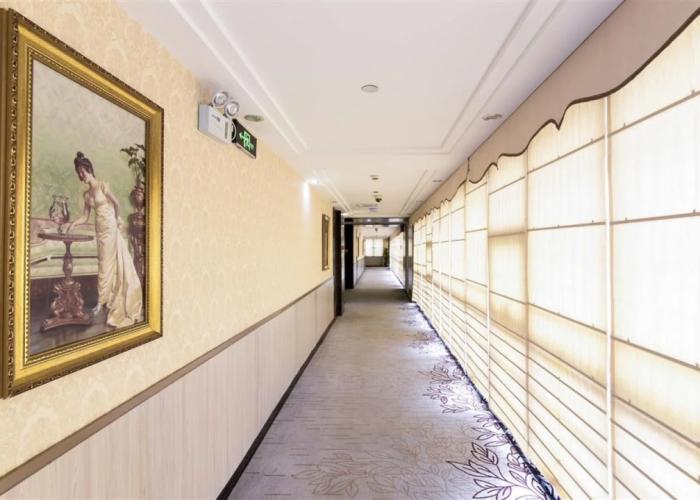 Vienna Hotel Zhanjiang Haibin Avenue Branch