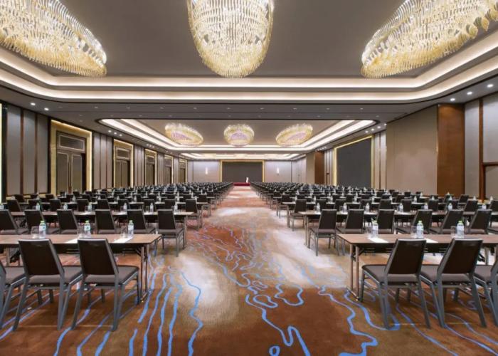 Sheraton Zhanjiang Hotel