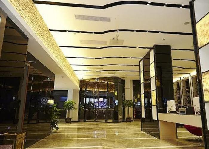Zhanjiang Lavande Grandbuy Branch Hotel