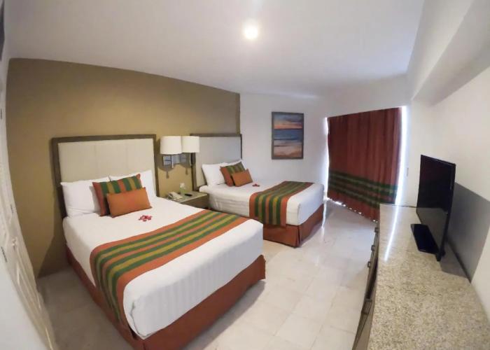 Tesoro Ixtapa Beach Resort