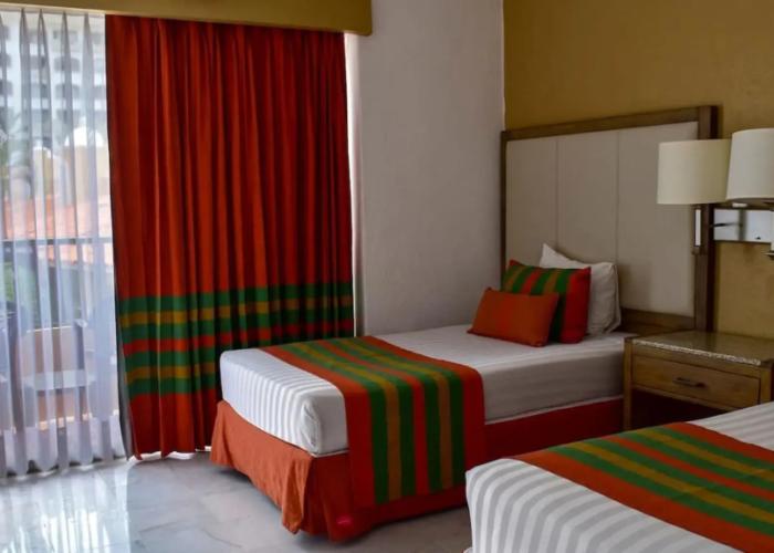 Tesoro Ixtapa Beach Resort