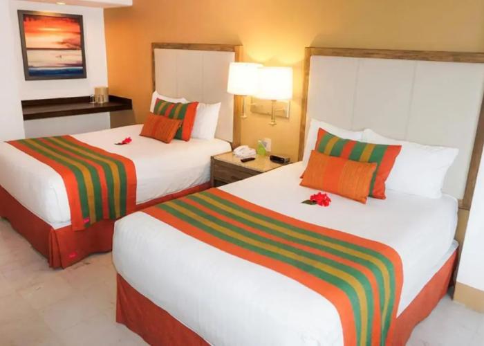Tesoro Ixtapa Beach Resort