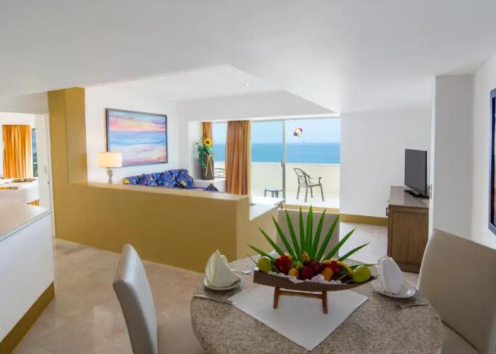 Tesoro Ixtapa Beach Resort