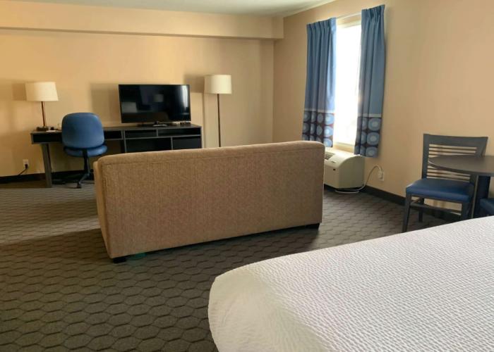 Super 8 by Wyndham Swan River MB