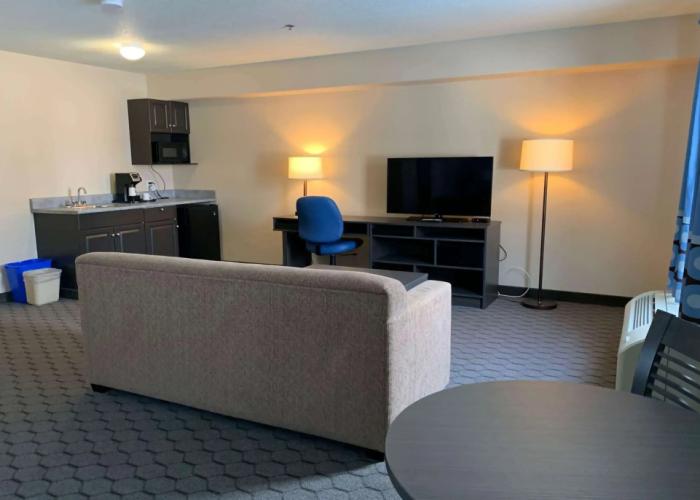 Super 8 by Wyndham Swan River MB
