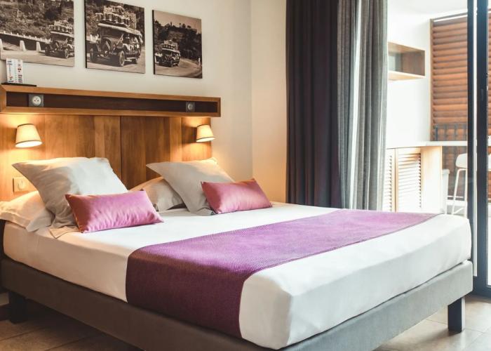Le Saint Pierre Hotel