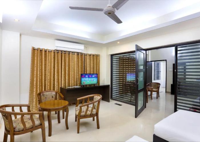 Hotel Holy Gate