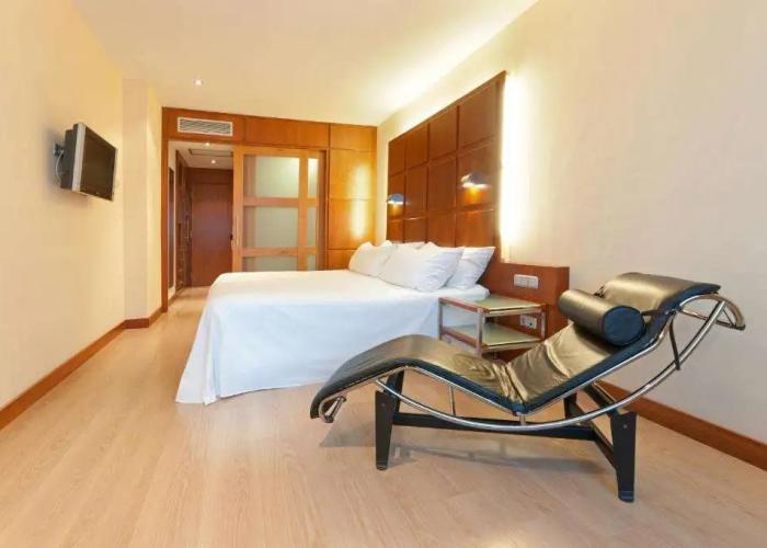 Port Azafata Valencia Hotel
