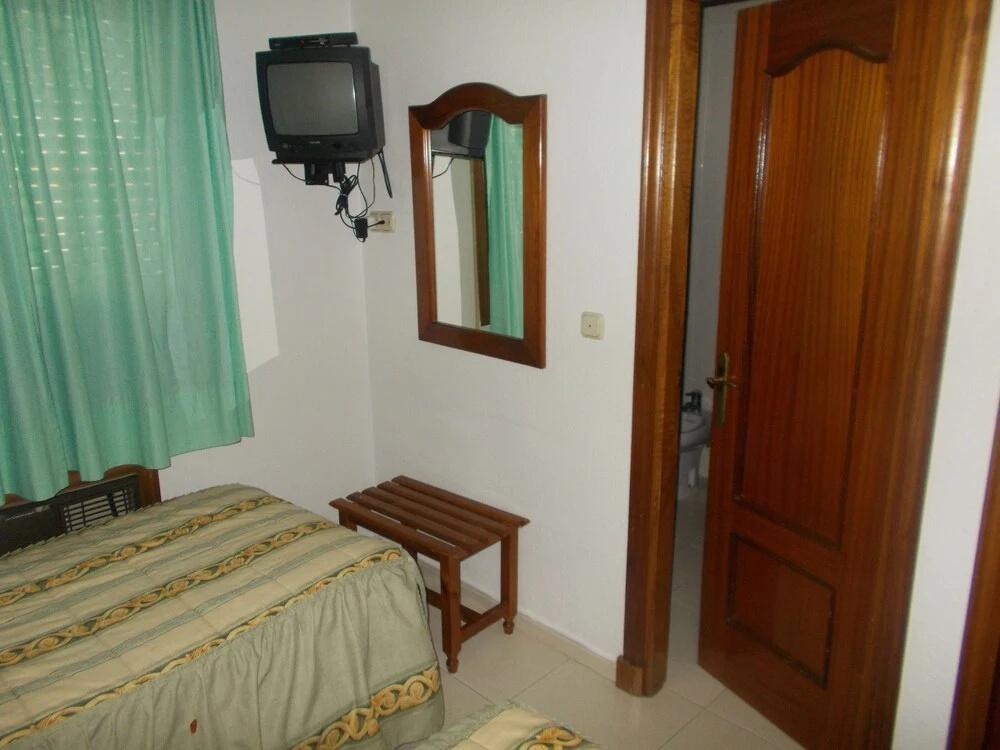 фото Hostal La Costa