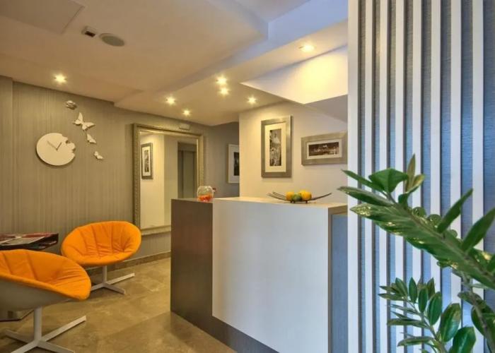 Jules Suites