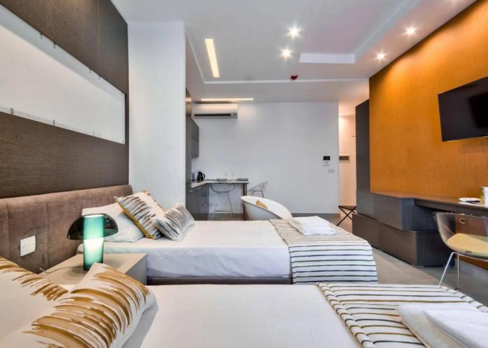 Jules Suites