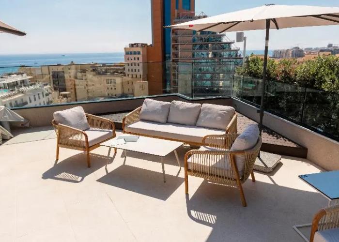 The Londoner Hotel St. Julians