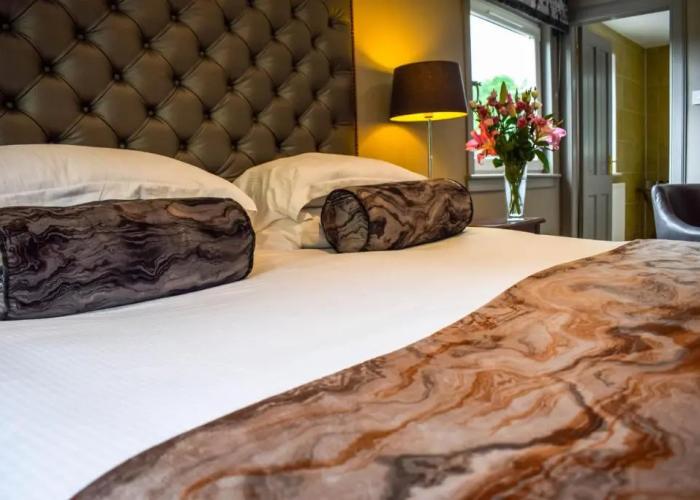 Craigmhor Lodge & Courtyard