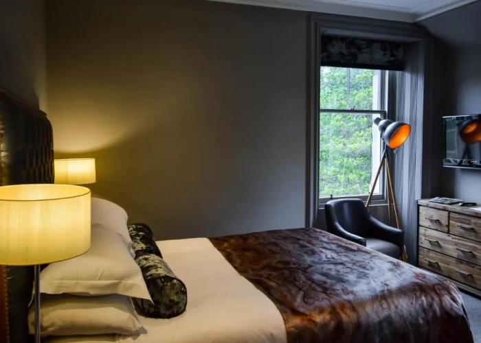 Craigmhor Lodge & Courtyard
