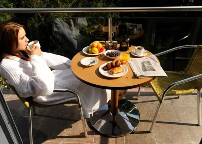 Craigmhor Lodge & Courtyard