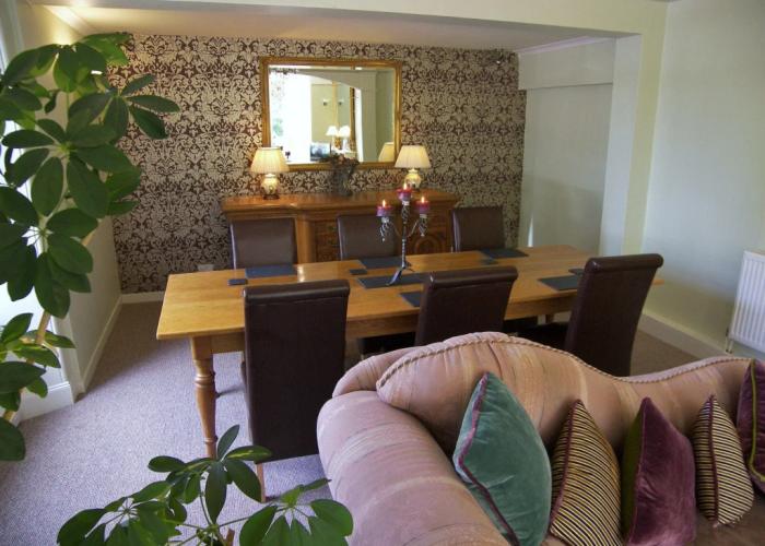 Rosemount Hotel