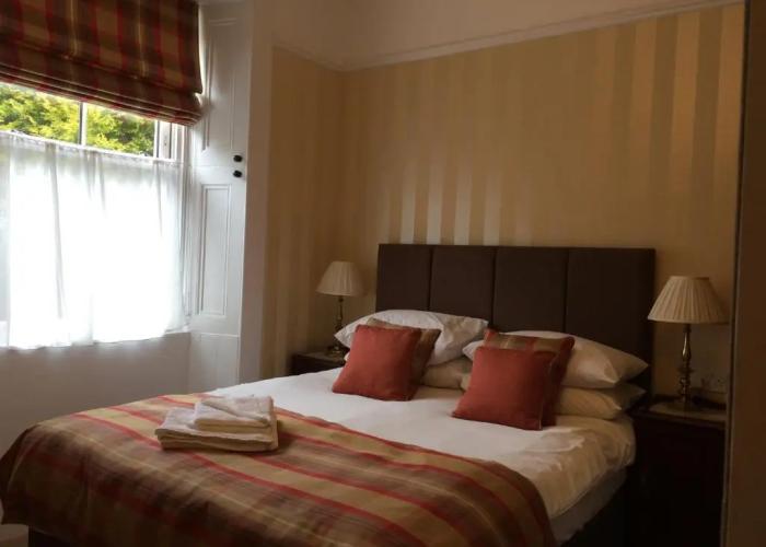 Craigroyston House & Lodge
