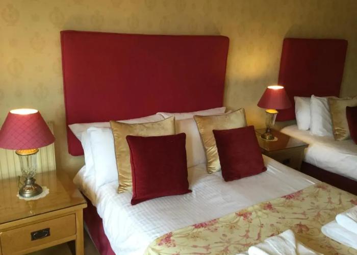 Craigroyston House & Lodge