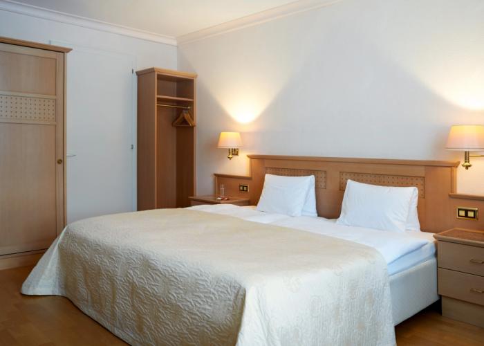 Cresta Palace
