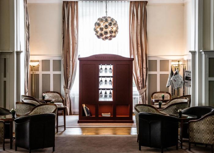 Cresta Palace