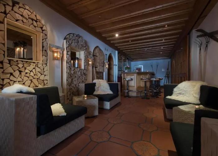 Hotel des Alpes