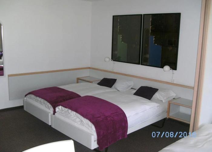 Elements Lodge