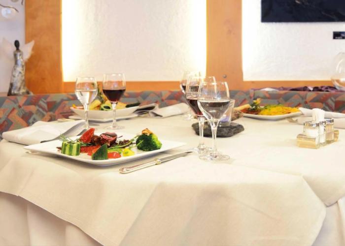Hotel Restaurant Alpina