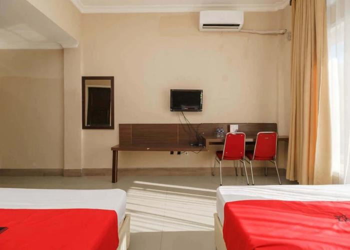 RedDoorz @ Hotel Putri Gading Bengkulu