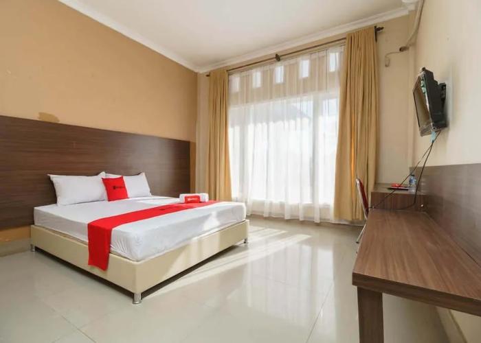 RedDoorz @ Hotel Putri Gading Bengkulu